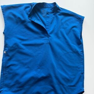 Figs Blue Sleeveless Muscle Tee with Mandarin Collar